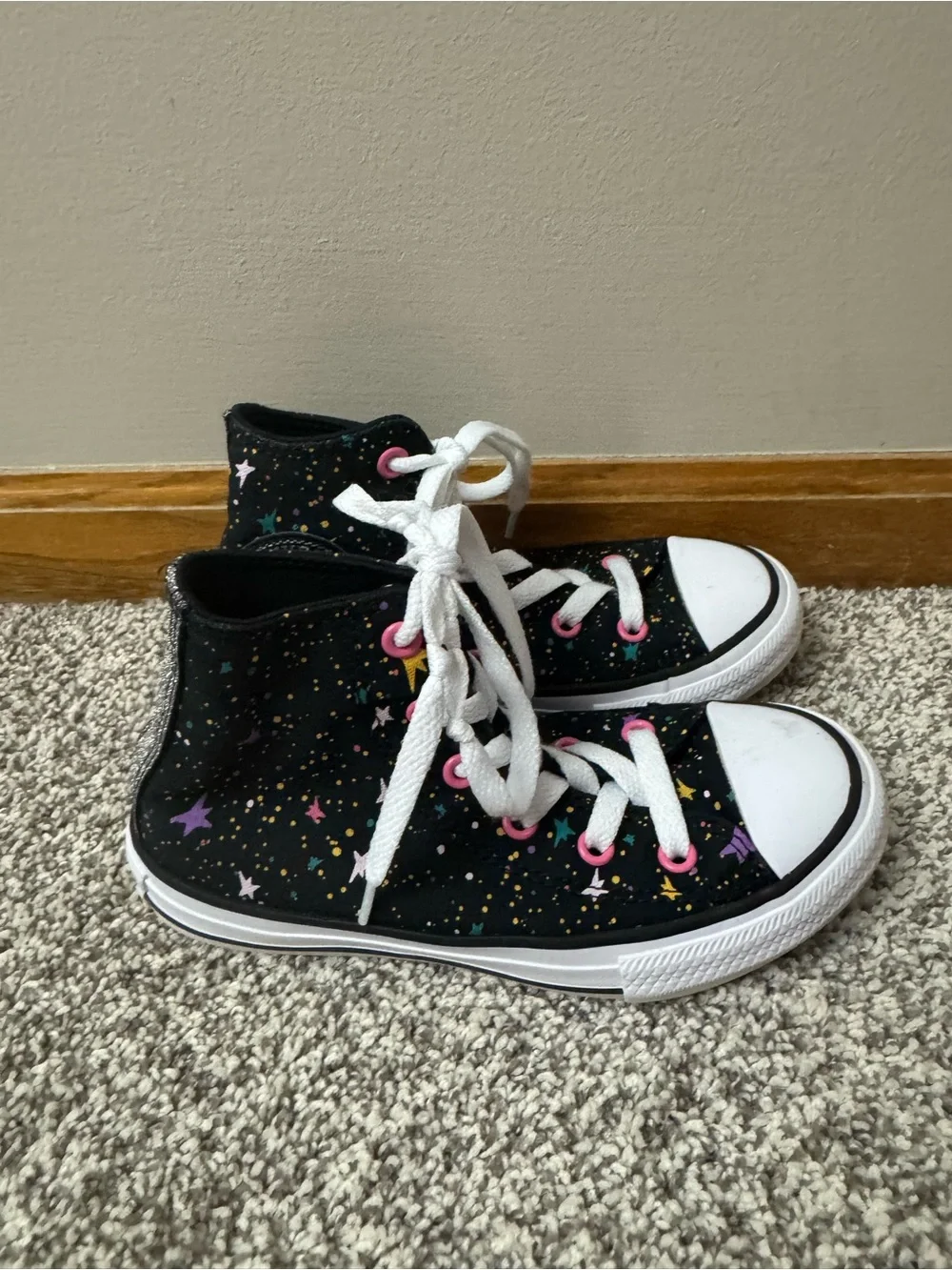 Girls Converse Black High-Top Sneakers with Galaxy Star Print Like New Size 12